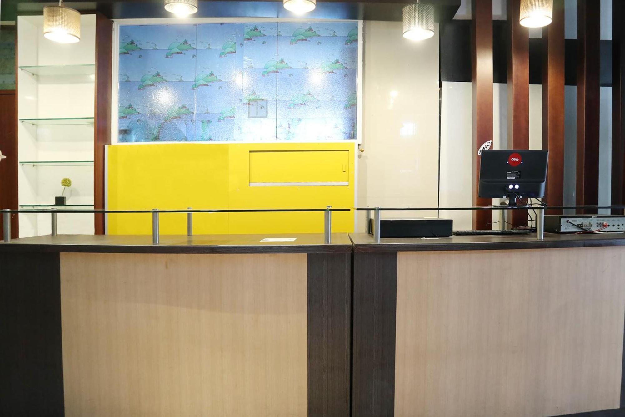 Oyo 1673 M Authentic Kost Man Hotell Padang  Eksteriør bilde
